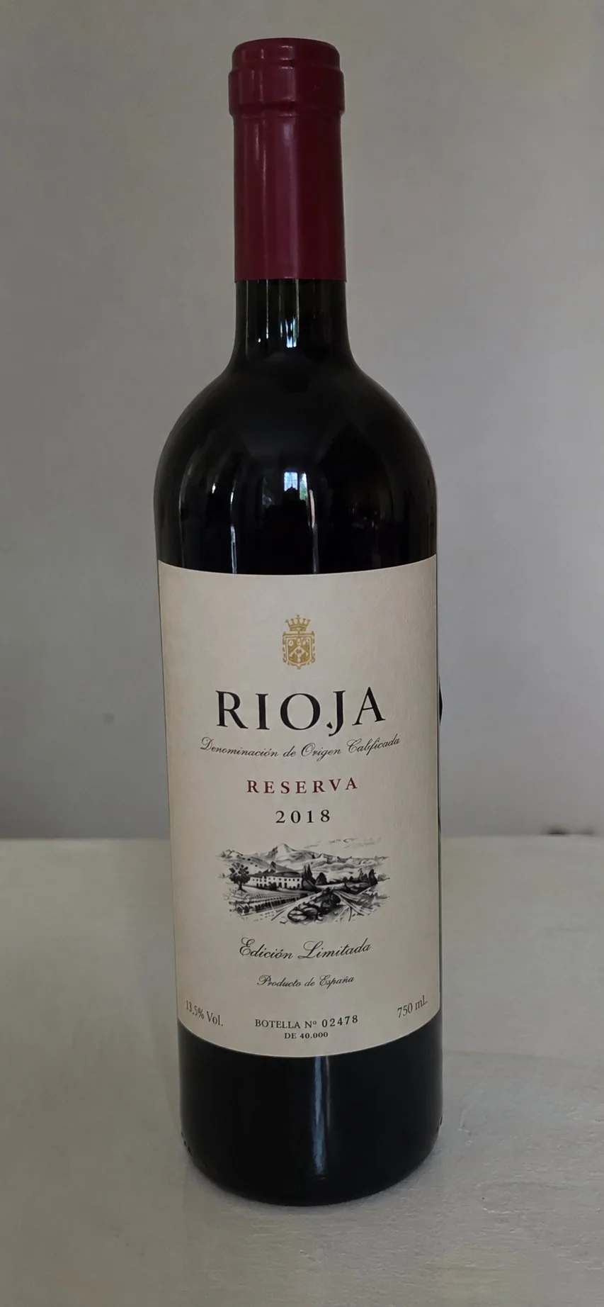 Foto original de la botella hecha con un móvil